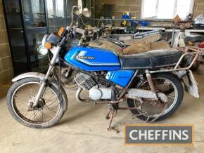 1980 99cc HONDA 100 project MOTORCYCLE Reg. No. EFL 27V Frame No. 5002015 A project machine with live registration number, no documentation supplied Estimate: Offered Without Reserve