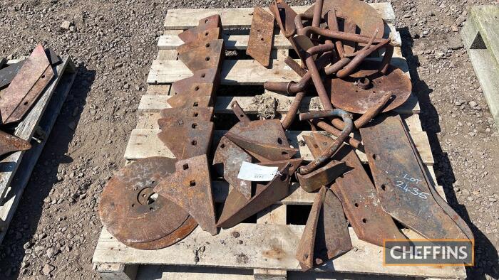 Pallet plough parts