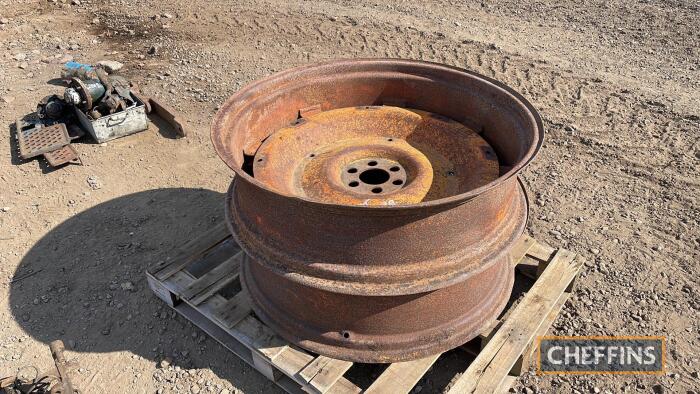 Fordson Major rear wheels