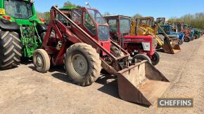 1959 FORDSON/MATBRO Power Major 4cylinder diesel LOADING SHOVEL Reg. No. 221 LPD Serial No. 971 This machine started its life at Battersea power station and then moved on to a farm near Clacton-on-Sea for some 25 years before, being purchased by its curre