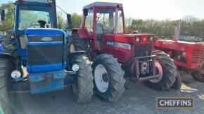 INTERNATIONAL 1255XL diesel TRACTOR Serial No. D040928D001798 Fitted with front linkage and PTO