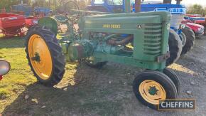 JOHN DEERE Model A TRACTOR