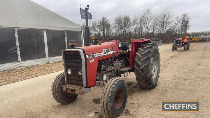 Massey Ferguson 285 2wd Tractor c/w 8sp gearbox