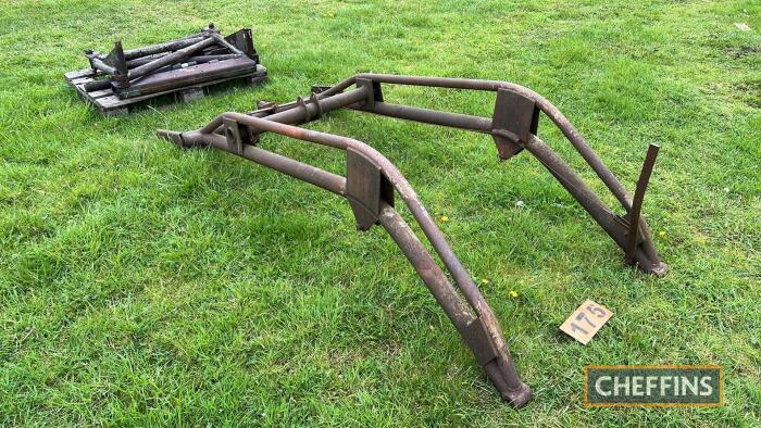 Massey Ferguson 735 loader frame