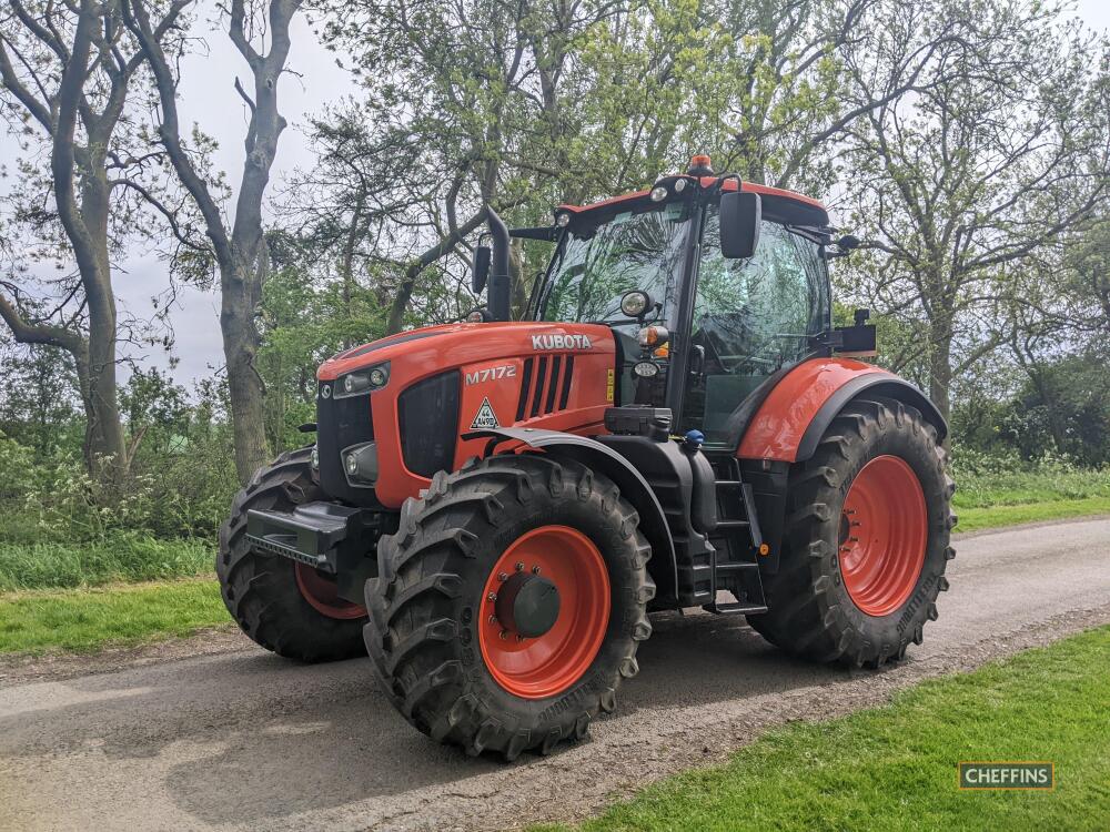 2020 Kubota M7172 Tractor c/w 170hp, 50kph 30F/15R