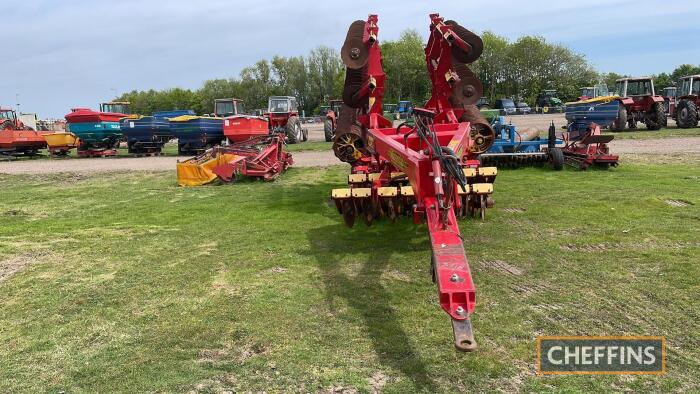 Vaderstad CR820 Trailed Cultivator