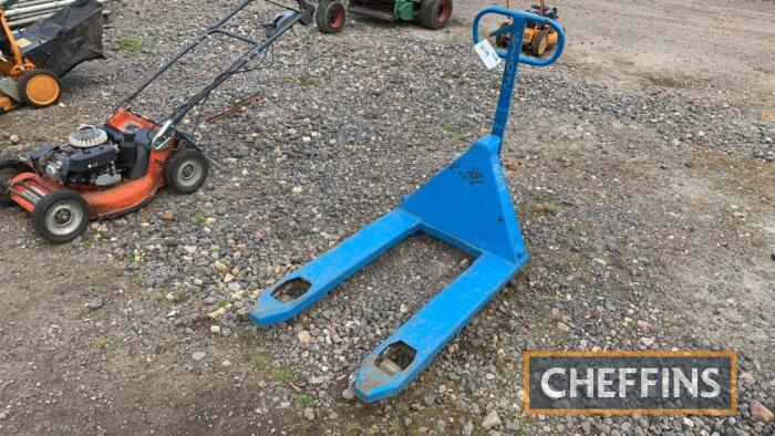 Pallet Truck UNRESERVED LOT