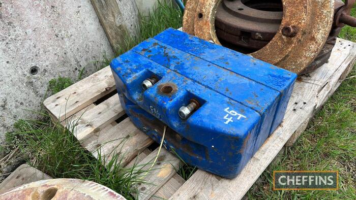 3no. Ford 1000 Series front slab weights with front tow eye