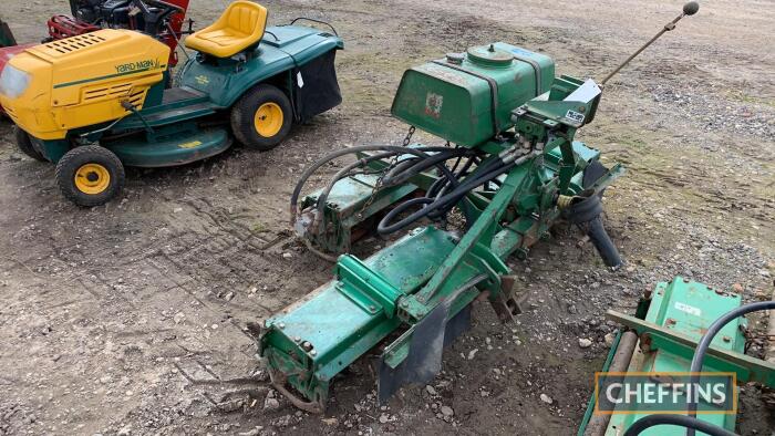 Ransomes TM214 Mounted Mower Ser. No. EZ01864 UK 150kgs