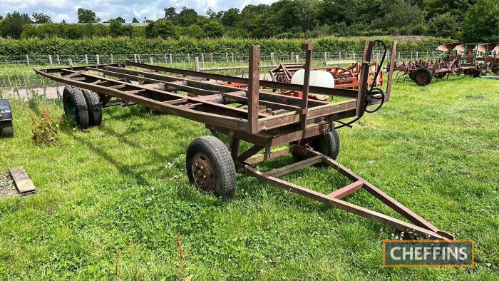 4-wheel turntable trailer (no floor)