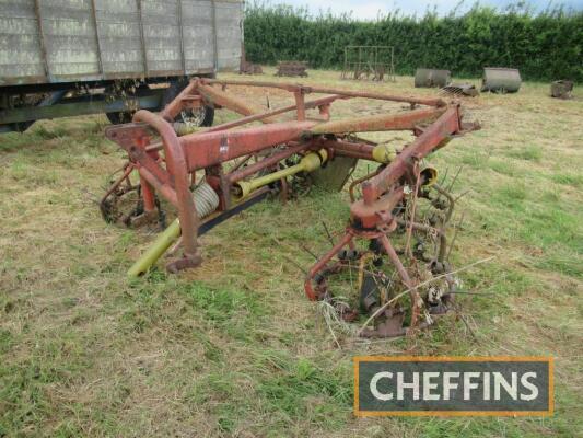 SKH 4-rotor hay tedder