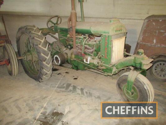 FORDSON Standard N 3-wheel rowcrop 4cylinder petrol/paraffin TRACTOR On cross pattern tread rear tyres