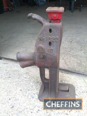 Duff Barrett 10tonne railway cart jack