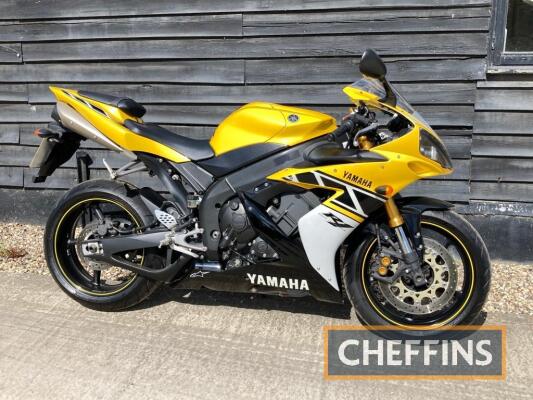 2006 998cc YAMAHA YZF R1 MOTORCYCLE Reg. No. AE06 OMG Frame No. JYARN126000003764 Engine No. N509E0037586 The legendary R1 has been in continuous development since its introduction in 1998 and this 2006 machine is in just its second ownership, being with