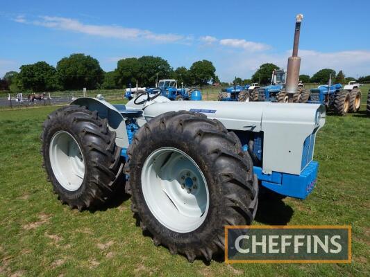 COUNTY Super-6 6cylinder diesel TRACTOR Serial No. 13882 Fitted with heavy-duty link arms, twin assistor rams, front weight block and 16.9-30 wheels and tyres