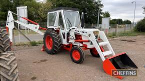 DAVID BROWN 995 diesel TRACTOR Fitted with front loader and bucket, back actor and digging bucket