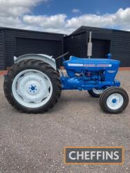 1970 FORD 4000 3cylinder diesel TRACTOR Reg. No. PEB 997J Serial No. B893630 Stated by the vendor to have been professionally repainted and fitted with new tyres. Showing 3,543 hours from new