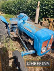 FORDSON Dexta 3cylinder diesel TRACTOR An older restoration, fitted with solid drawbar, trailer tipping pipe, 12.4x28 rear and 6x16 front tyres. Serial number is 957E2031, making this tractor a very early example