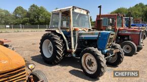 FORD 4600 diesel TRACTOR Serial No. 35572