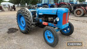 1960 FORDSON Major 4cylinder diesel TRACTOR Reg. No. 906 UYL Serial No. 1561924