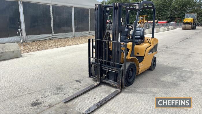 2004 Caterpillar 2.5ton Diesel Forklift Ser. No. ET18C-50472