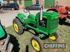 1940 JOHN DEERE Model L 2cylinder petrol/paraffin TRACTOR Serial No. 633197 Reported by the vendor to have been restored some 10-15 years ago