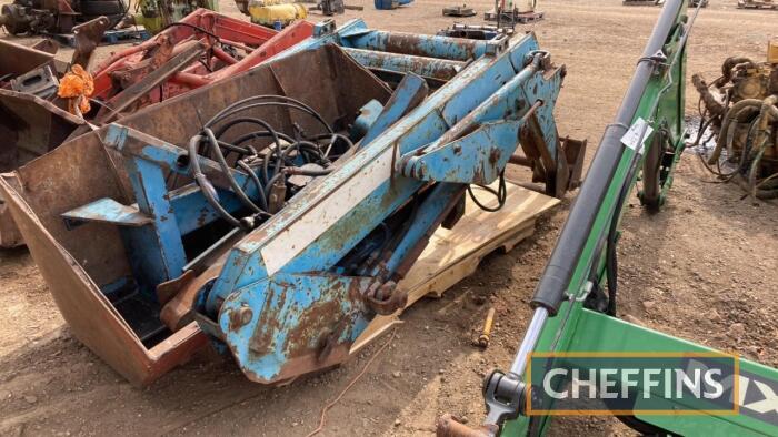 Telescopic Loader & Bucket to fit 10 series Ford tractor with cable controls