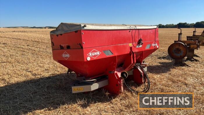 2002 Kuhn MDS 1131 fertiliser spreader Included by kind permission