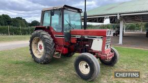 1980 INTERNATIONAL HARVESTER 1055 6cylinder diesel TRACTOR Reg. No. EJO 755V Serial No. 1299 This International is reported to be in running order.