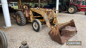 INTERNATIONAL HARVESTER 3434 4cylinder diesel TRACTOR Fitted with Wain-Roy back actor and 4-in-1 front bucket. Showing 2,699 hours.