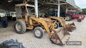 1967 INTERNATIONAL HARVESTER B2275 4cylinder diesel TRACTOR Reg. No. LOU 499F (expired) This International sports a Wain-Roy back actor and 4-in-1 front bucket.