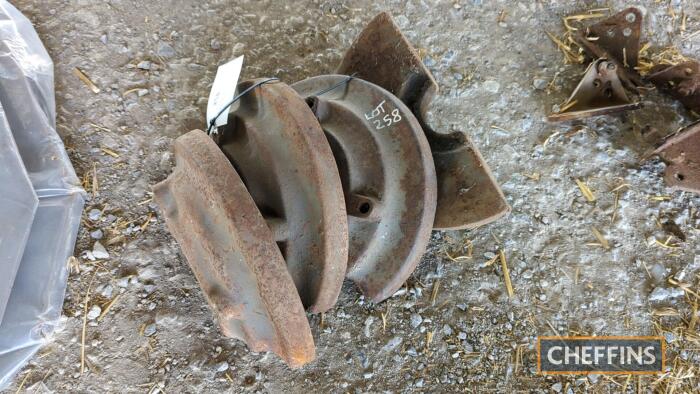 Set of 4no. 600x16 front wheel weights for Massey Ferguson