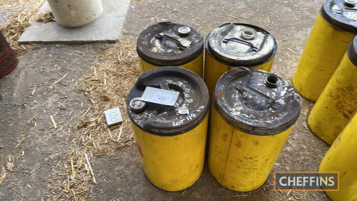 4no. small fuel cans