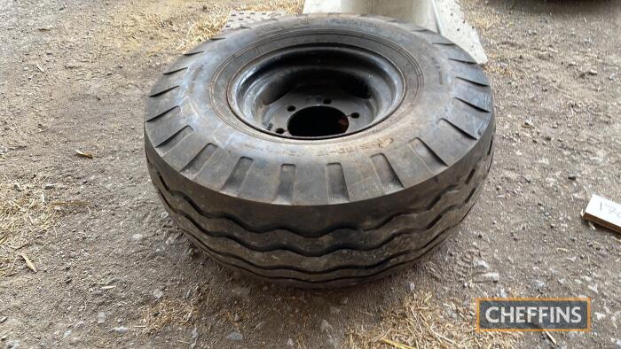 Trailer wheel and tyre, NOS