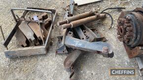 David Brown 880 loader brackets and rams