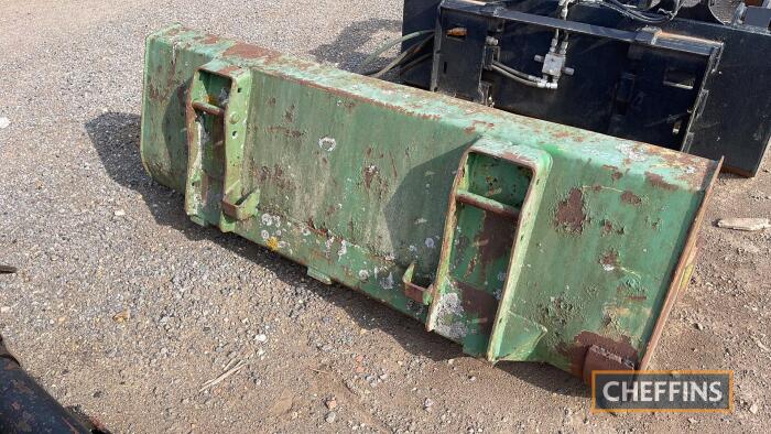 Front Loader Bucket DIRECT FROM FARM EX ROGER DOWDESWELL UNRESERVED LOT