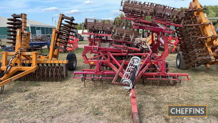 Kongskilde 6m Hydraulic Folding Cultivator