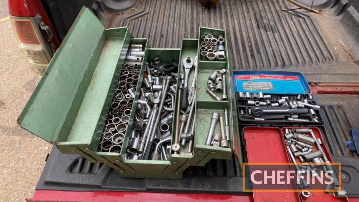 Socket Sets c/w cantilever toolbox of sockets