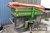 2002 Amazone ZA-M Maxis mounted twin disc fertiliser spreader with headland guard Serial No. ZAM00011042