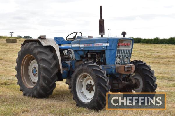 FORD 5000 4wd TRACTOR Fitted with 2no. front weights and rear linkage Serial No. A207111 Hours: 4,409