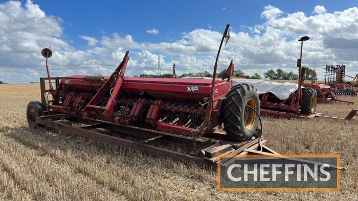 Massey Ferguson 30 drill