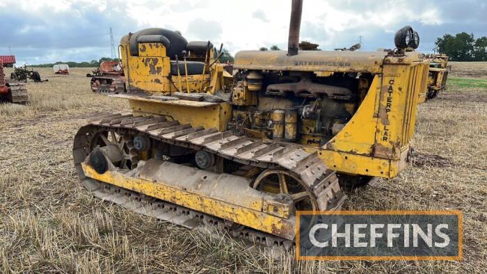 1954 CATERPILLAR D6 diesel CRAWLER TRACTOR Fitted with turbo and Donkey start, vendor reports final drive issue Serial No. 9U17424SP