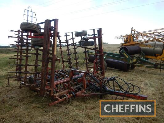 Vaderstad NZ trailed hydraulic folding springtine cultivator with following tines and levelling boards, 6.6m Serial No. 4636