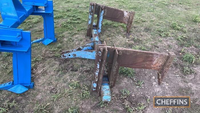 2 Leg Subsoiler UNRESERVED LOT