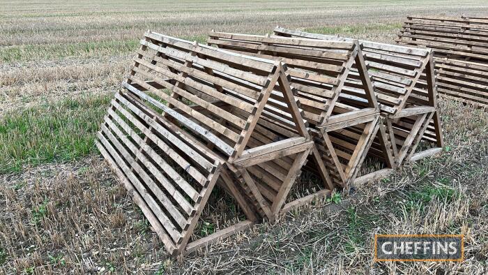 10no. triangular wooden aeration sections