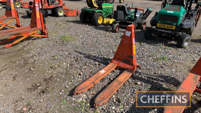 High Reach Pallet Truck