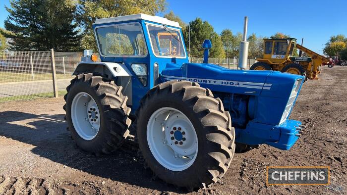 1970 COUNTY 1004 6cylinder diesel TRACTOR Reg. No. XKJ 652J Serial No. 23542 Fitted with Duncan cab