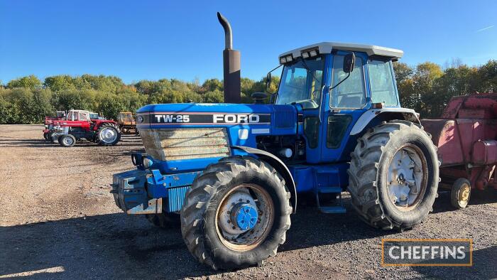 1989 FORD TW-25 diesel TRACTOR Reg. No. G270 JRH Serial No. A924308 Stated to be in good clean condition for its age, running and driving well but stated to 'breathe heavily' when under heavy load.