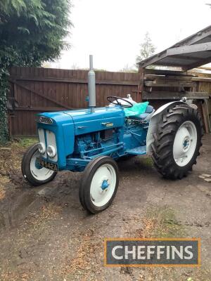 1963 FORDSON Super Dexta 3cylinder diesel TRACTOR Reg. No. AFW 542A Serial No. 09C914934 A fully restored machine