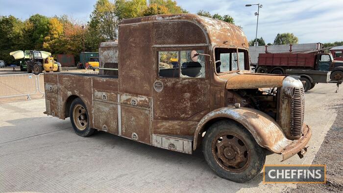 c.1940s Austin K2 project Fire Engine Reg. No. GLE 992 (expired) The vendor states that the engine on the K2 fire engine is in running order and both forward and reverse gears are working. There is a flathead V8 engine mounted on the back that was used to